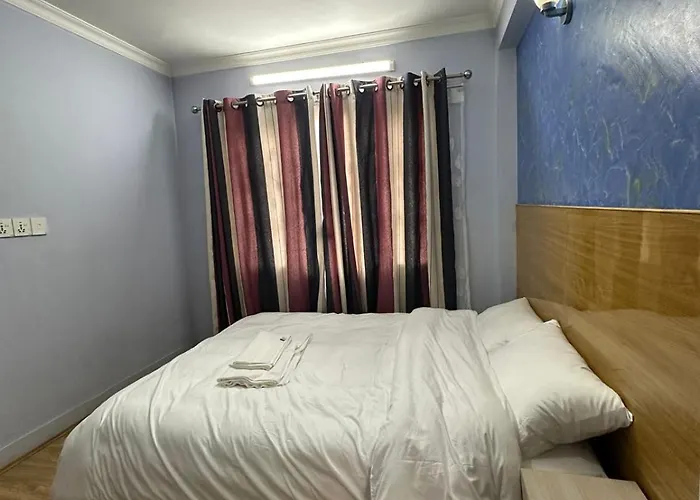 Apartment 3bhk At Namo Stay, 201